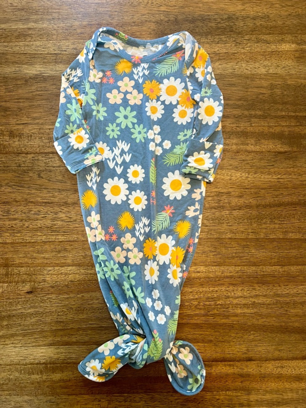 Emerson and Friends Bamboo Floral Daisy Knot Gown in Dusty Blue Size NB